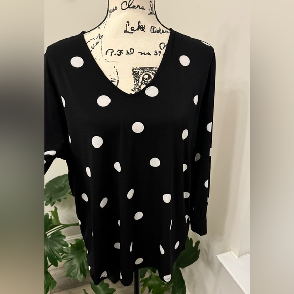 Adrianna Papell Size XL Black Polka Dot Puff 3/4 Sleeve Top V Neck Womens - Picture 3 of 7